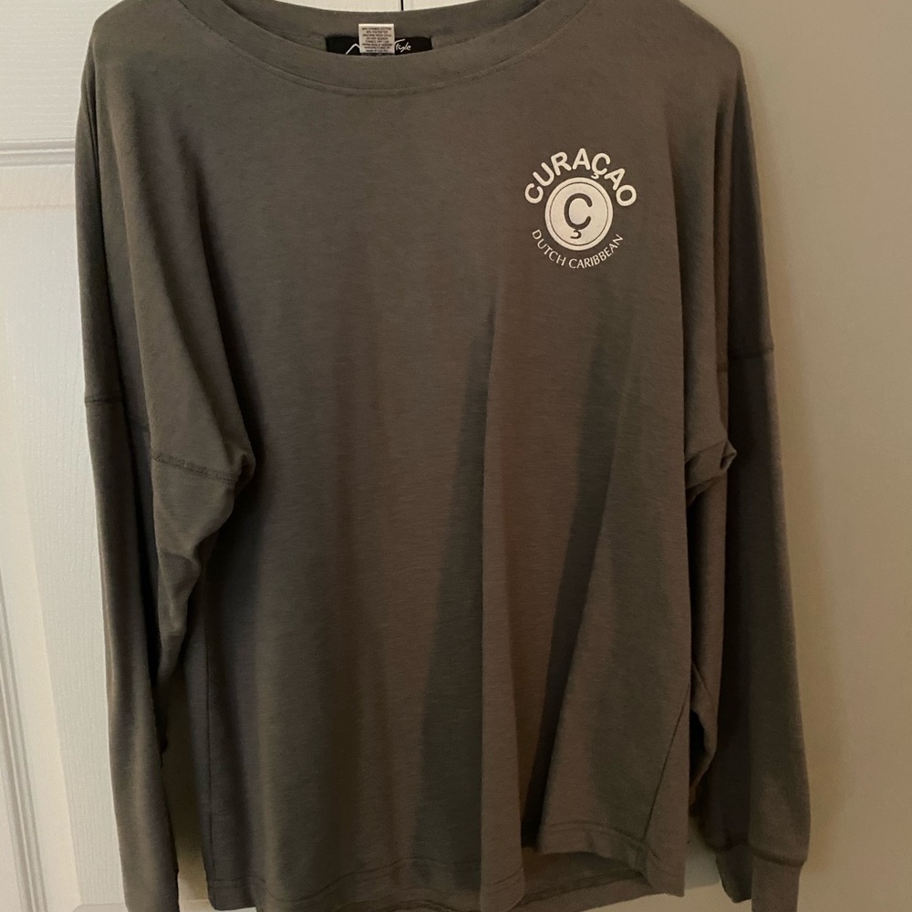 Gray Pullover